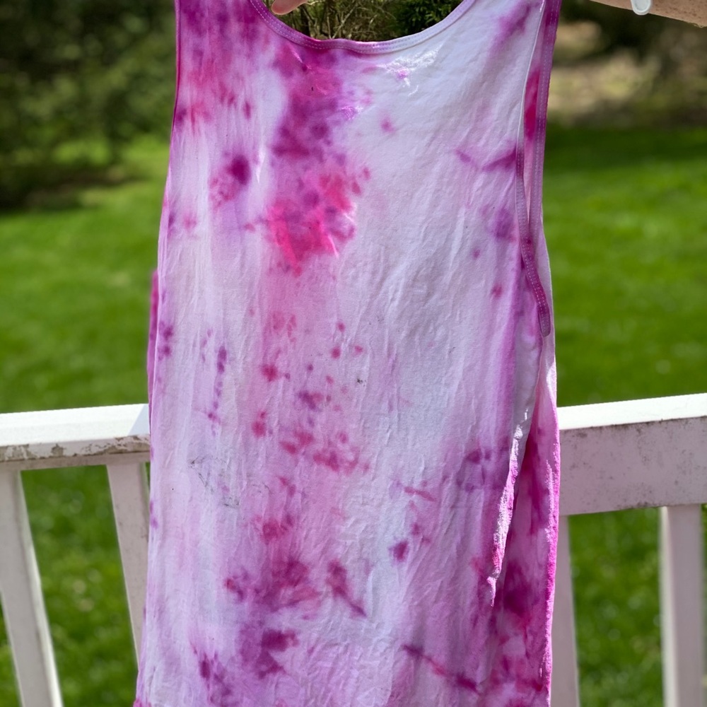 I love delta zeta red and pink tie dye tank top - Picture 2 of 3